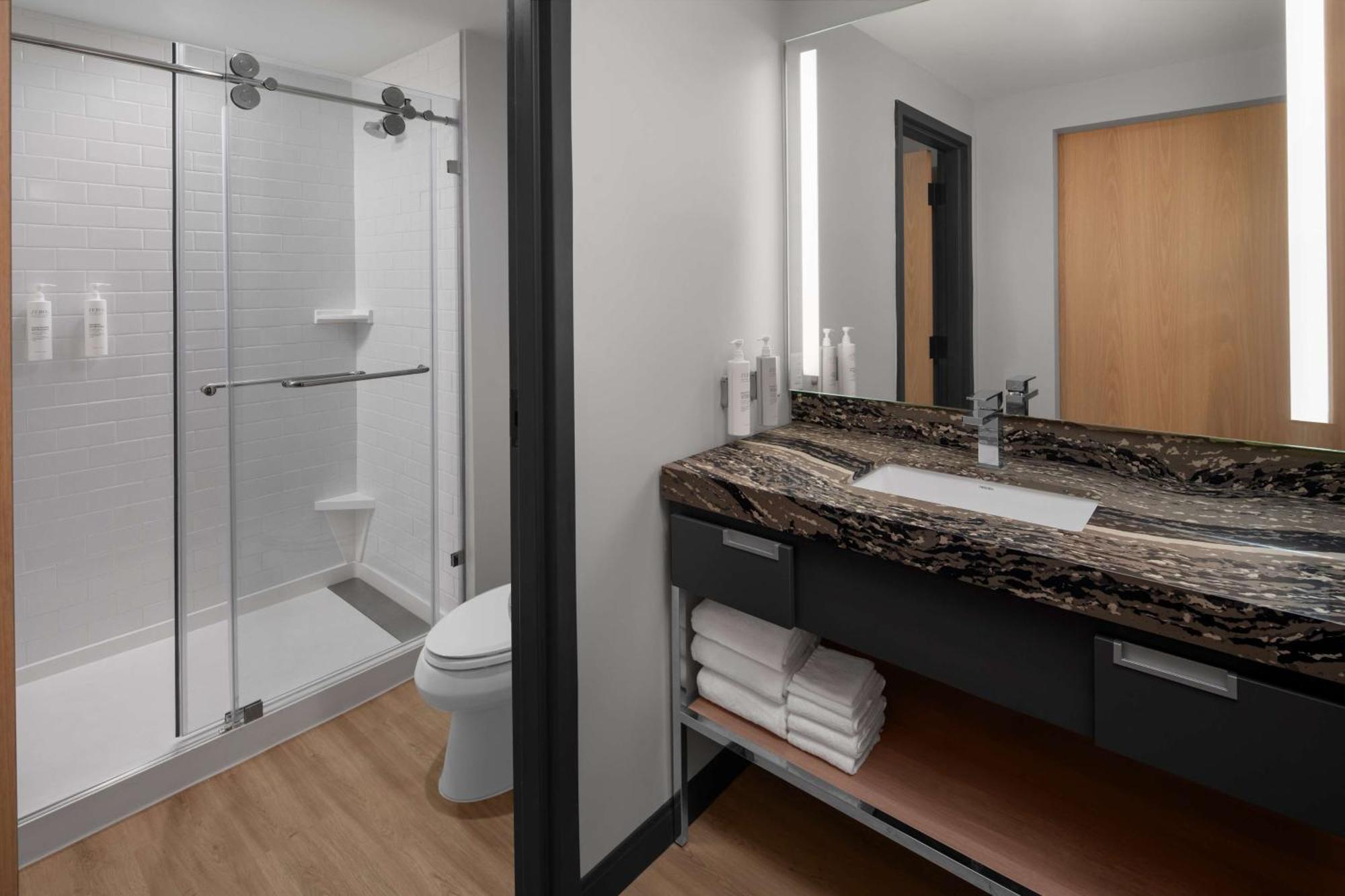 Homewood Suites By Hilton Grand Prairie At Epiccentral Zewnętrze zdjęcie